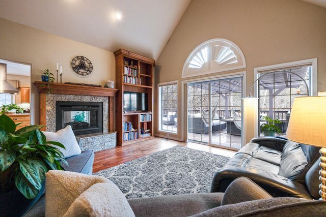 6754 Willet Way, Klamath Falls, OR 97601