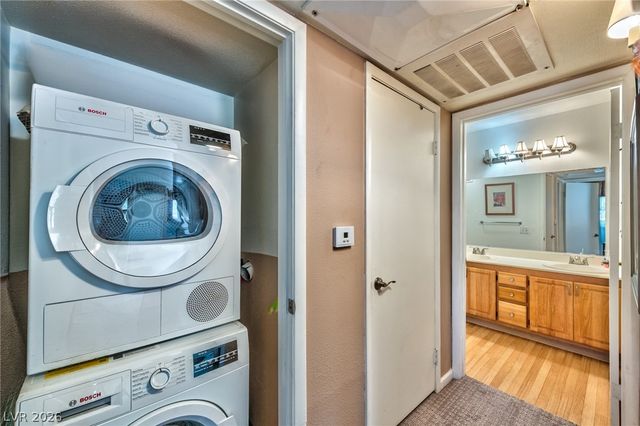 5710 East Tropicana Avenue 1010, Las Vegas, NV 89122