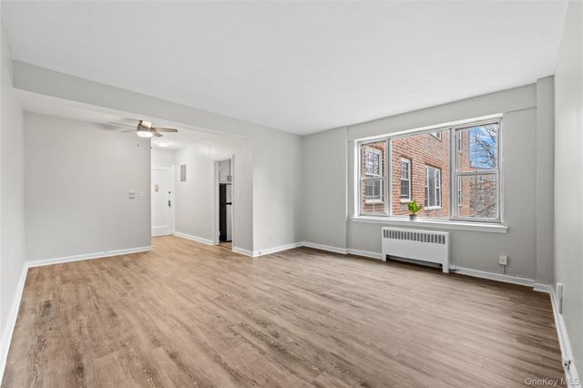 230 Pelham Road 4L, New Rochelle, NY 10805