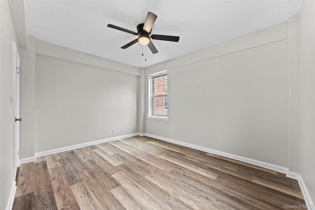 230 Pelham Road 4L, New Rochelle, NY 10805