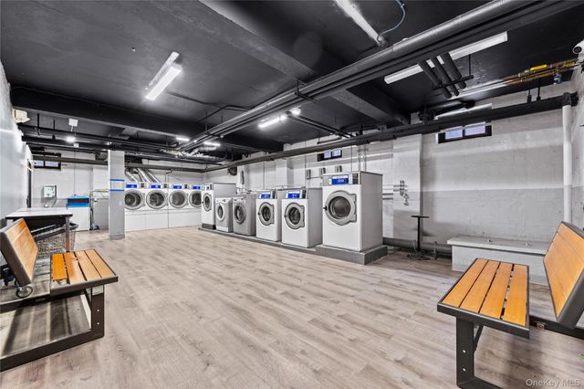 230 Pelham Road 4L, New Rochelle, NY 10805