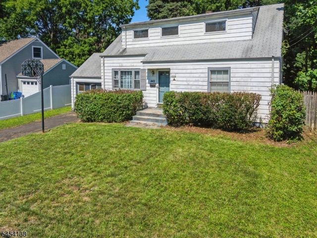 442 Oakridge Ave, North Plainfield Boro, NJ 07063