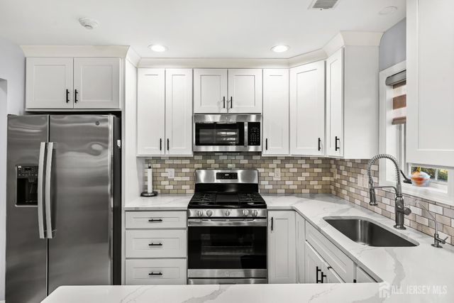 53 Winthrop Road G, Monroe, NJ 08831
