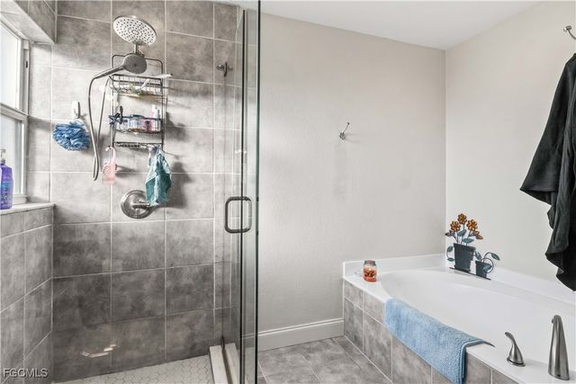 4126 NW 37th ST, Cape Coral, FL 33993