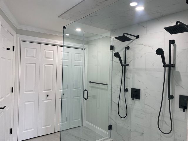 19 Oakland Avenue 19, Needham, MA 02492