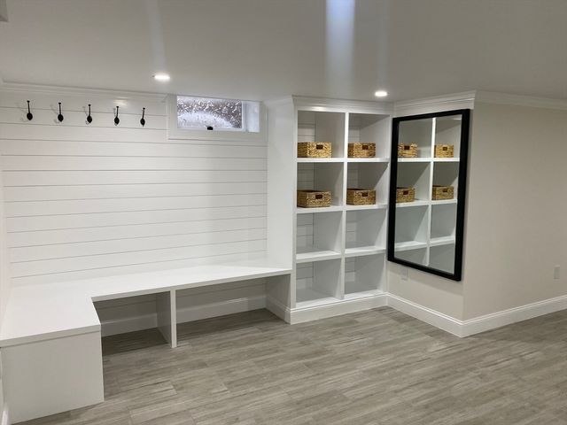 19 Oakland Avenue 19, Needham, MA 02492