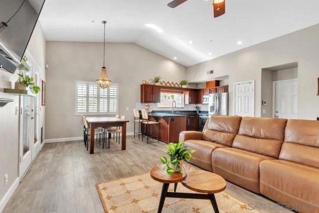 5151 Comanche Dr, La Mesa, CA 91942