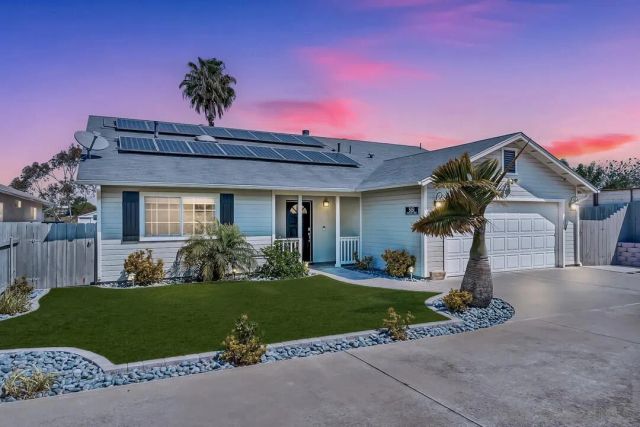 5151 Comanche Dr, La Mesa, CA 91942