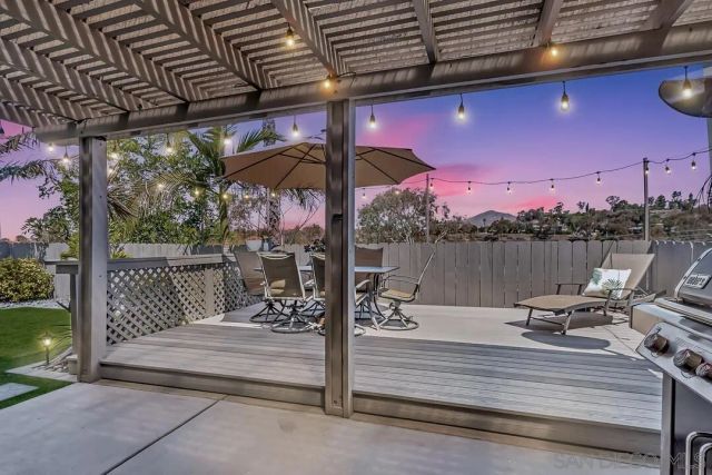 5151 Comanche Dr, La Mesa, CA 91942
