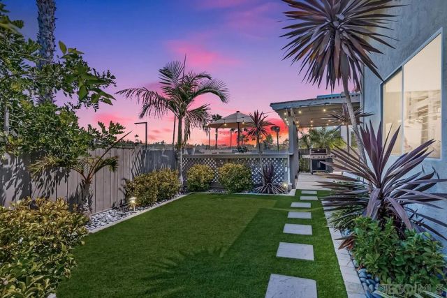 5151 Comanche Dr, La Mesa, CA 91942