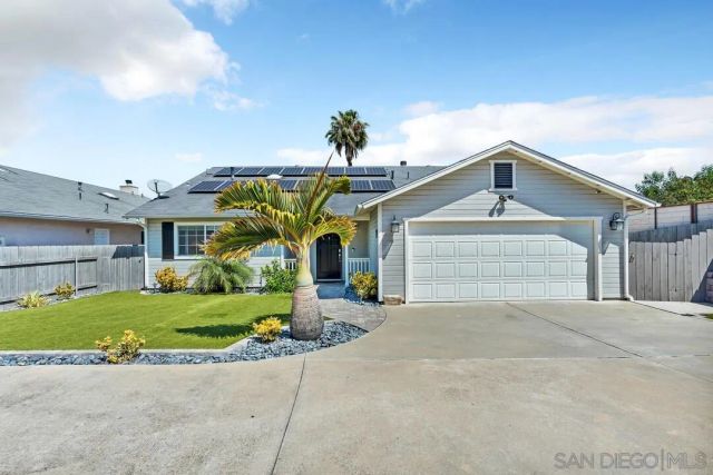 5151 Comanche Dr, La Mesa, CA 91942