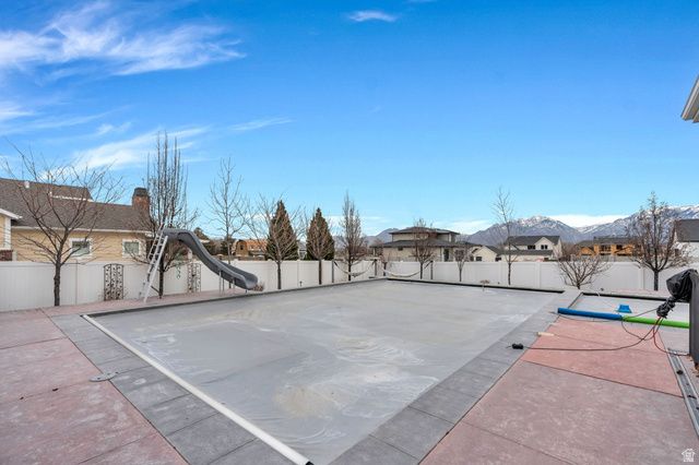 3208 W 10540 S, South Jordan, UT 84095