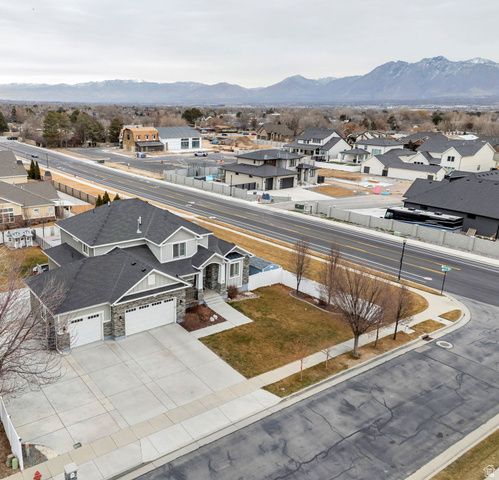 3208 W 10540 S, South Jordan, UT 84095