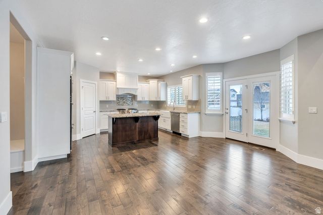 3208 W 10540 S, South Jordan, UT 84095