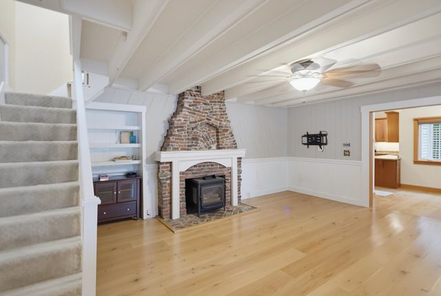 138 County Road, Hillsborough, NH 03244