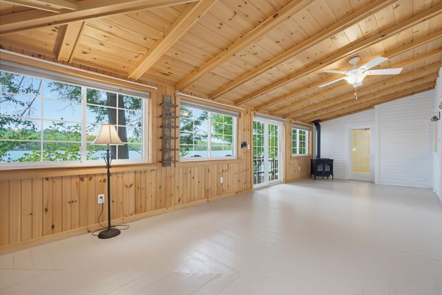 138 County Road, Hillsborough, NH 03244