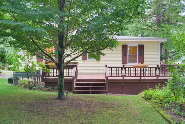 138 County Road, Hillsborough, NH 03244