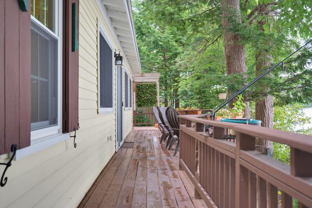 138 County Road, Hillsborough, NH 03244
