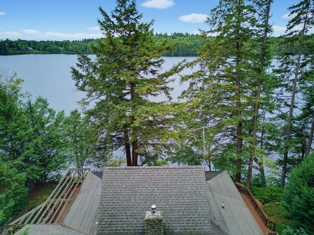 138 County Road, Hillsborough, NH 03244