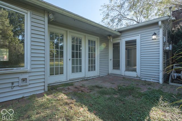 6932 Tousley Drive, Indianapolis, IN 46256