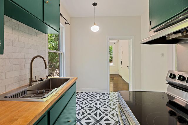 2810 Pearl ST A, Austin, TX 78705