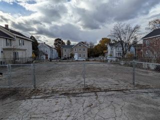 42 Summer Street, Rutland City, VT 05701