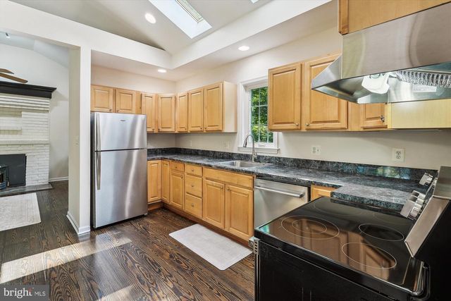 8473 SHORT ST, Manassas, VA 20112
