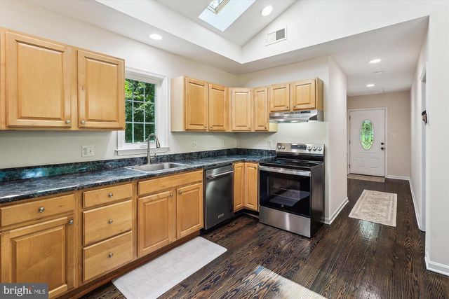 8473 SHORT ST, Manassas, VA 20112