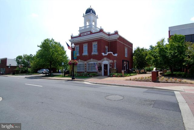 8473 SHORT ST, Manassas, VA 20112