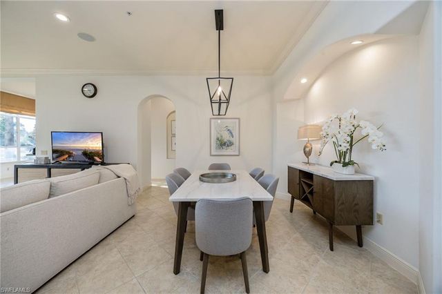 15532 Monterosso LN 102, Naples, FL 34110