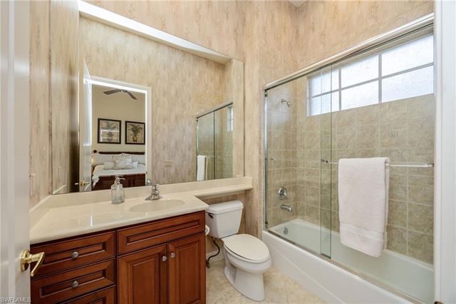 15532 Monterosso LN 102, Naples, FL 34110