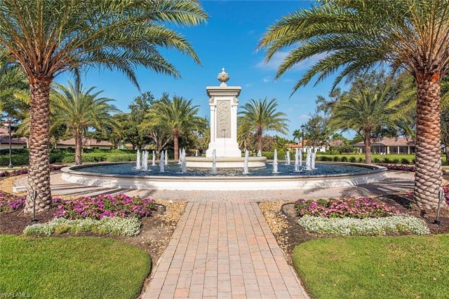 15532 Monterosso LN 102, Naples, FL 34110