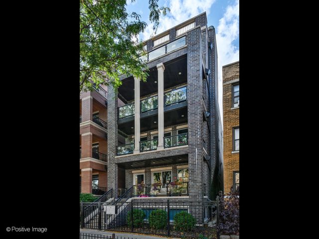 2922 N Sheffield Avenue 3, Chicago, IL 60657