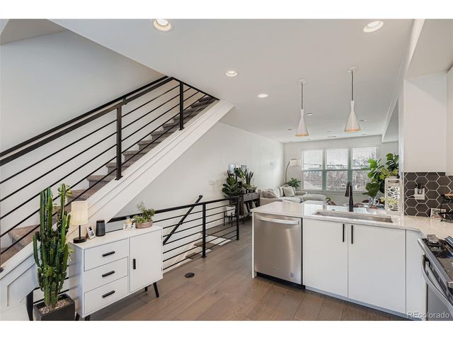 3222 W 19th Ave 7, Denver, CO 80204