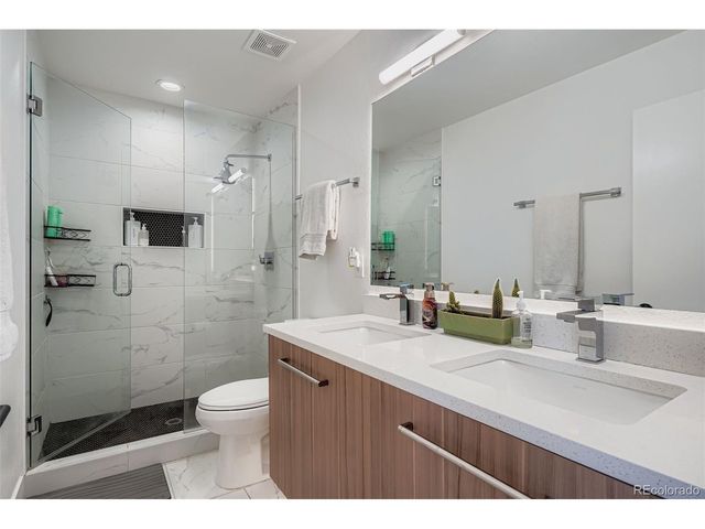 3222 W 19th Ave 7, Denver, CO 80204