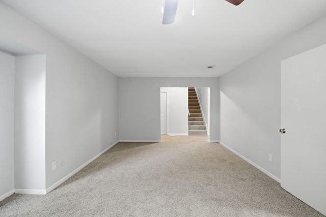 6814 Indian Falls Drive, Houston, TX 77489