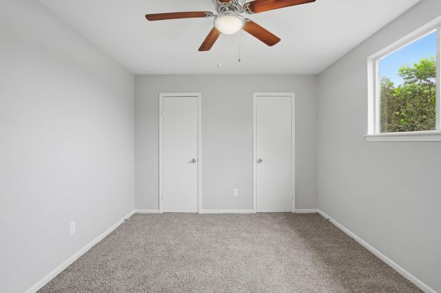 6814 Indian Falls Drive, Houston, TX 77489