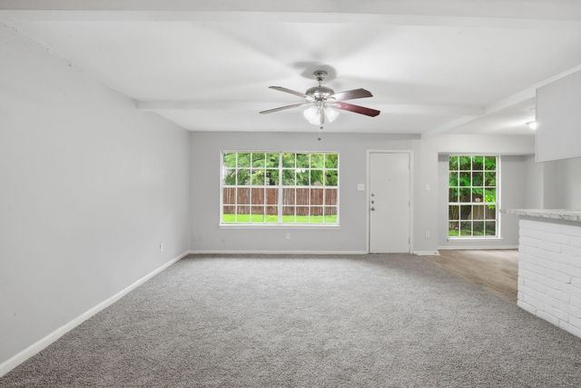 6814 Indian Falls Drive, Houston, TX 77489