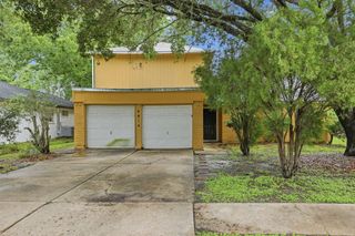 6814 Indian Falls Drive, Houston, TX 77489