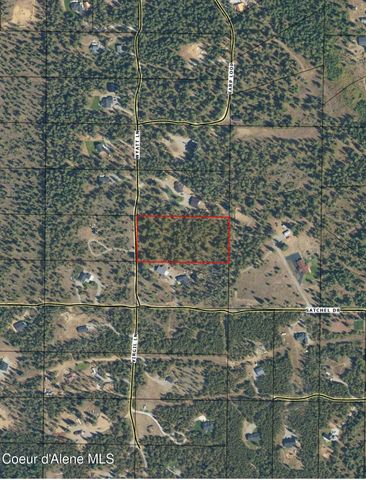 95 Wyatt Ln, Spirit Lake, ID 83869