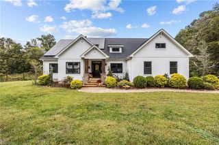 2201 Broken Arrow Lane, Elon, NC 27244