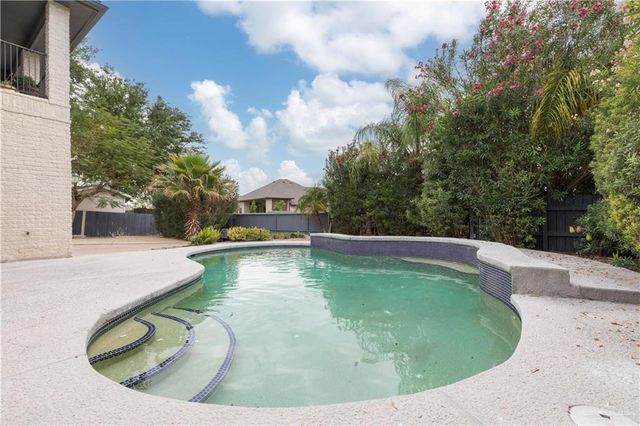 1710 Solar Drive, Mission, TX 78574