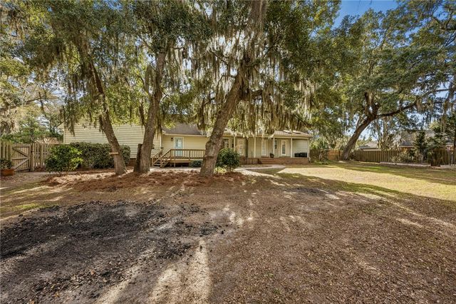 951 Bristol Hammock Circle, Kingsland, GA 31548