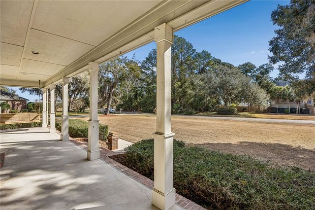 951 Bristol Hammock Circle, Kingsland, GA 31548