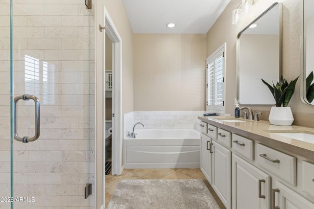 5253 W MAYA Way, Phoenix, AZ 85083