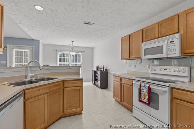 3331 Broomsgrove Drive, Fayetteville, NC 28306