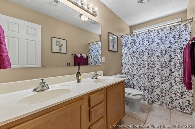 3331 Broomsgrove Drive, Fayetteville, NC 28306