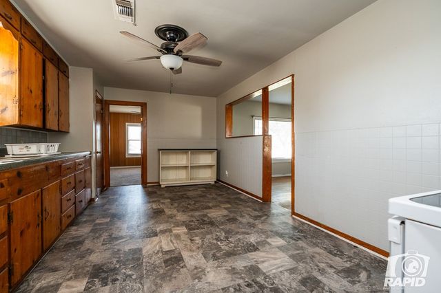 18 8th Street, Sterling City, TX 76951