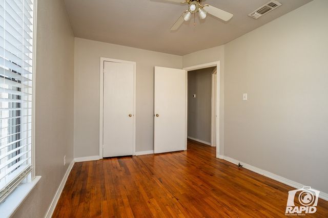 18 8th Street, Sterling City, TX 76951