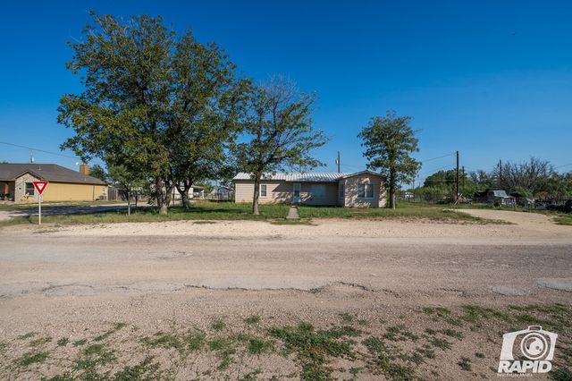 18 8th Street, Sterling City, TX 76951